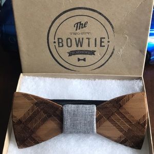 Wooden Bow tie